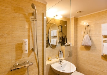galaxy hotel