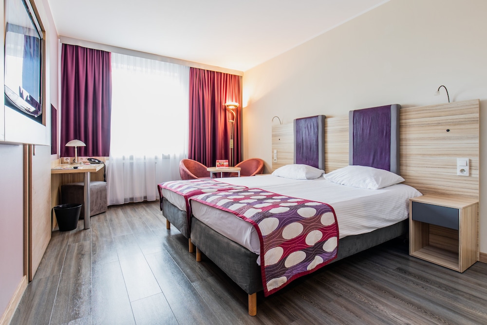 galaxy hotel