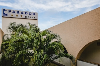 hotel parador cancun