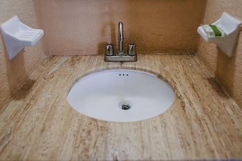 hotel parador cancun