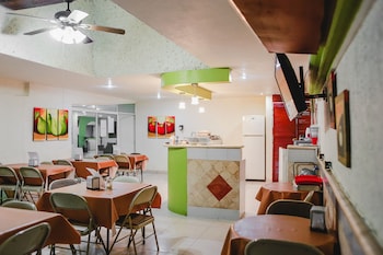 hotel parador cancun