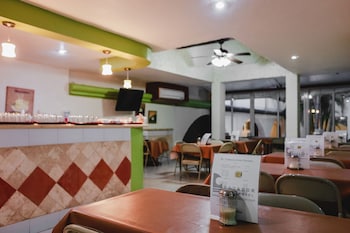 hotel parador cancun