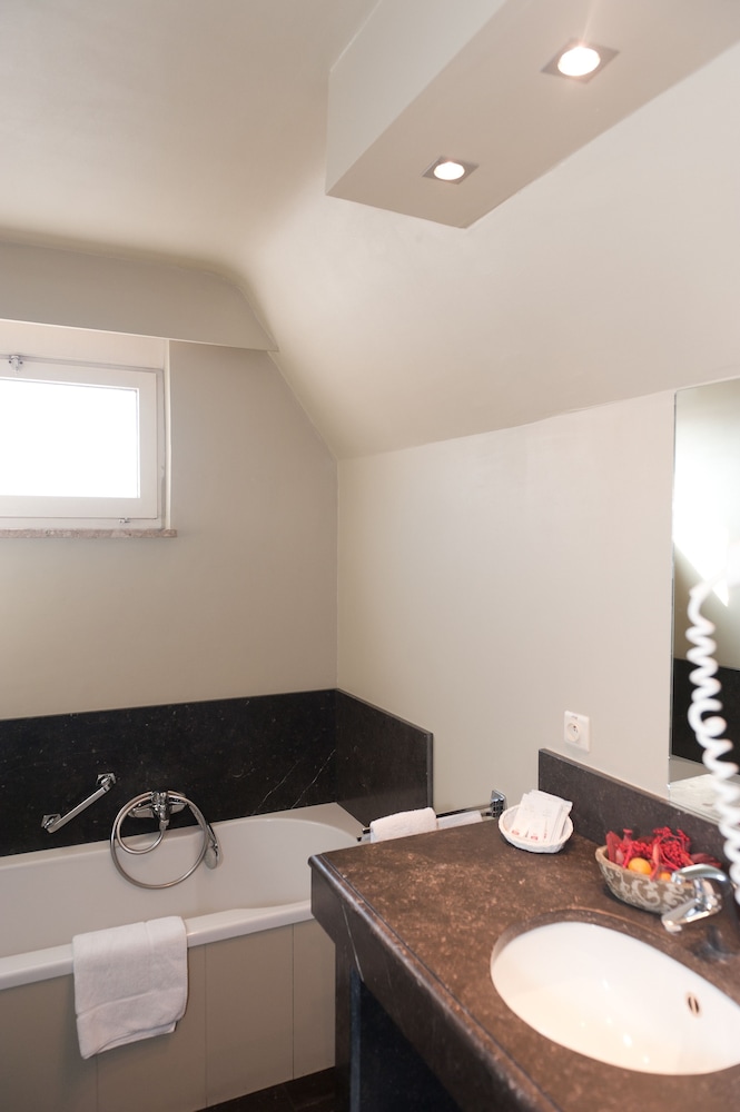 hotel biskajer by cw hotel collection adults only