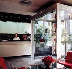 Arethusa,Mitropoleos Str., 6,3 star