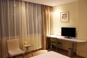 green oasis hotel