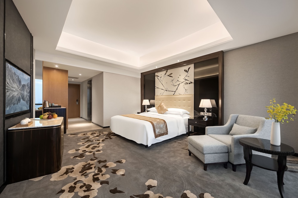 shenzhen huaqiang plaza hotel