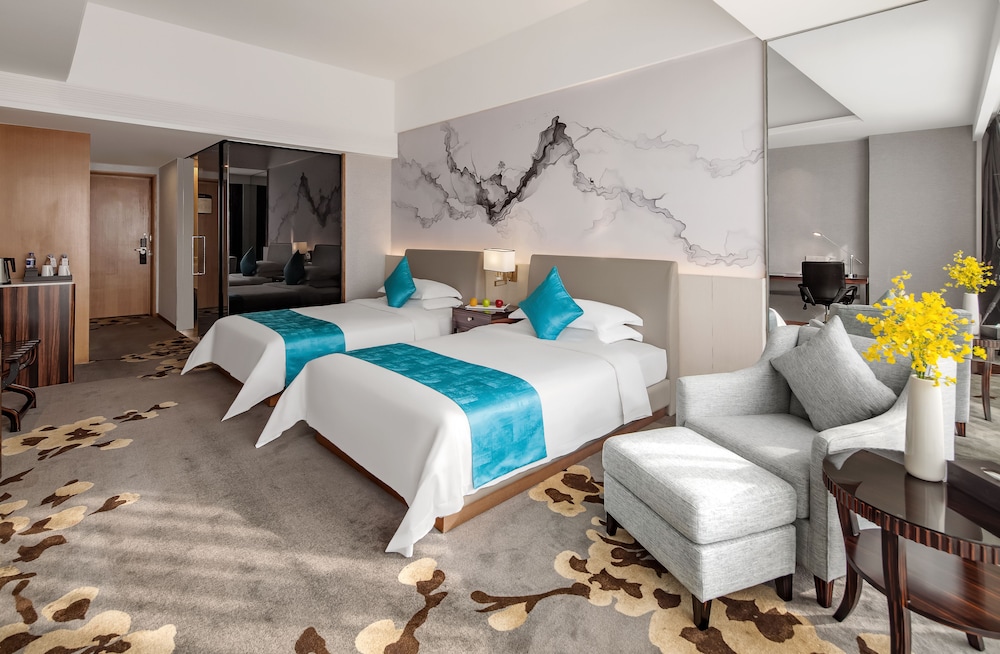 shenzhen huaqiang plaza hotel