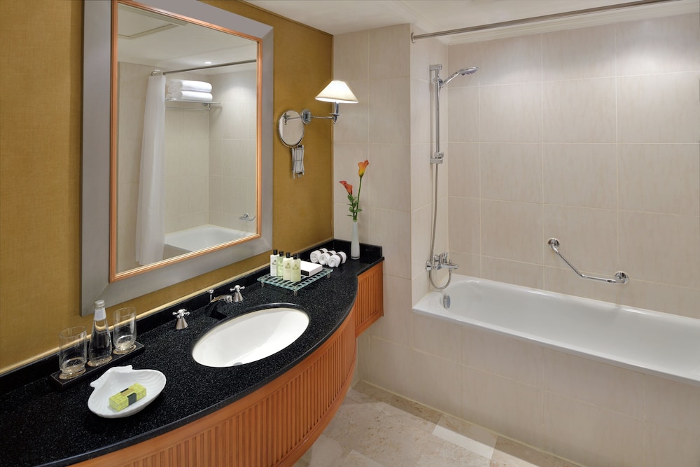 intercontinental jeddah by ihg