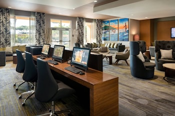 courtyard maui kahului airport