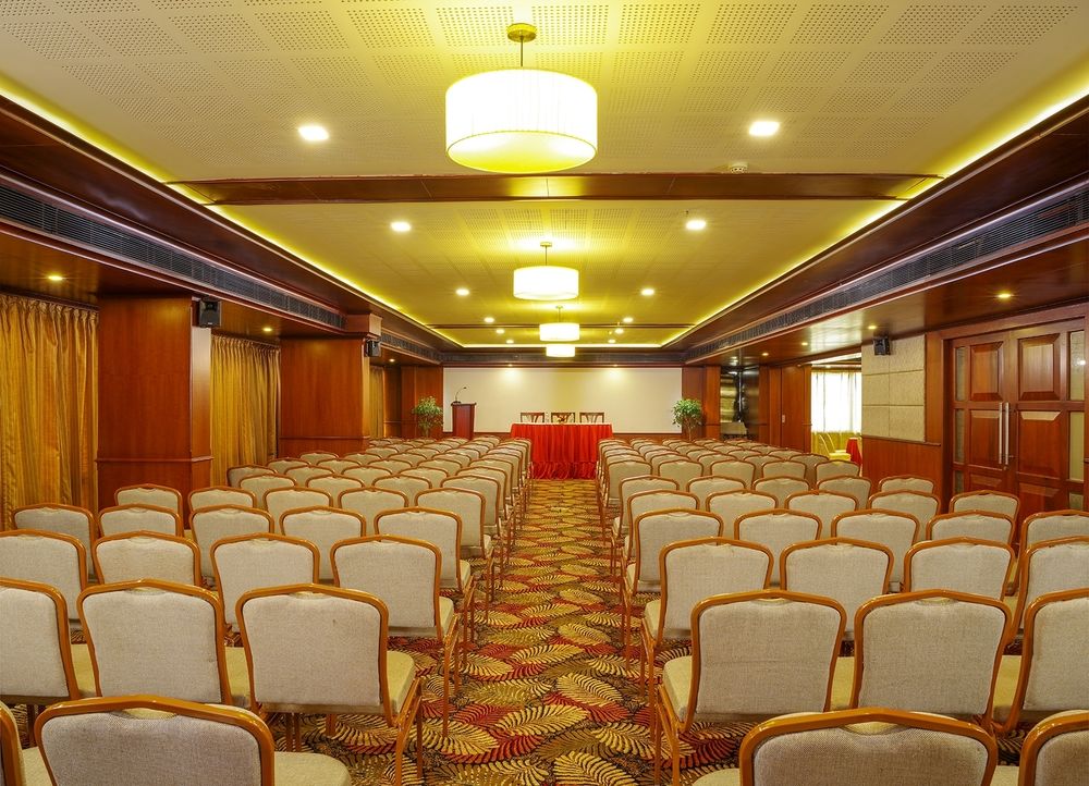 classic sarovar portico