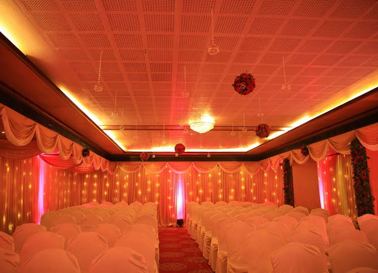 classic sarovar portico