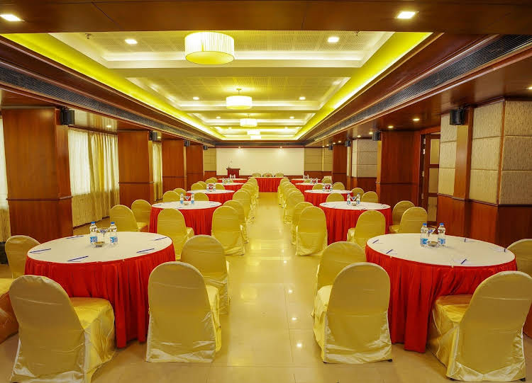 classic sarovar portico