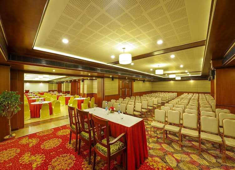 classic sarovar portico