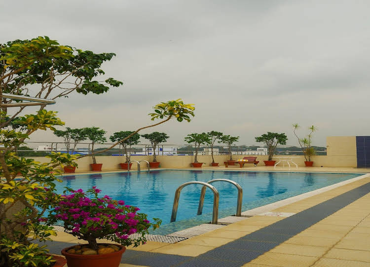 classic sarovar portico