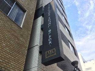 hamilton hotel black