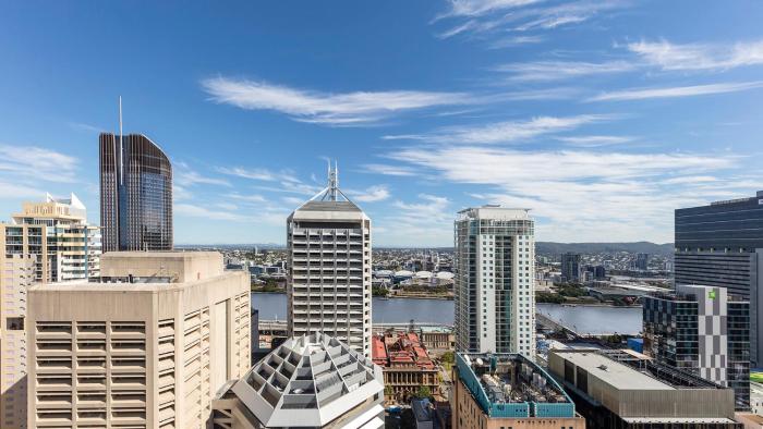 oaks brisbane festival suites