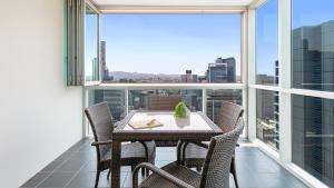 Oaks Brisbane Festival Suites,Brisbane City>>Brisbane,4 star
