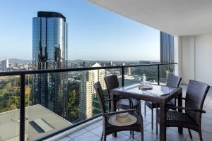 Oaks Brisbane River City Suites,Brisbane City>>Brisbane,5 star