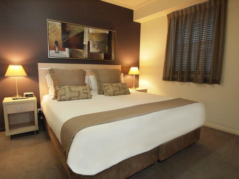 oaks brisbane on margaret suites