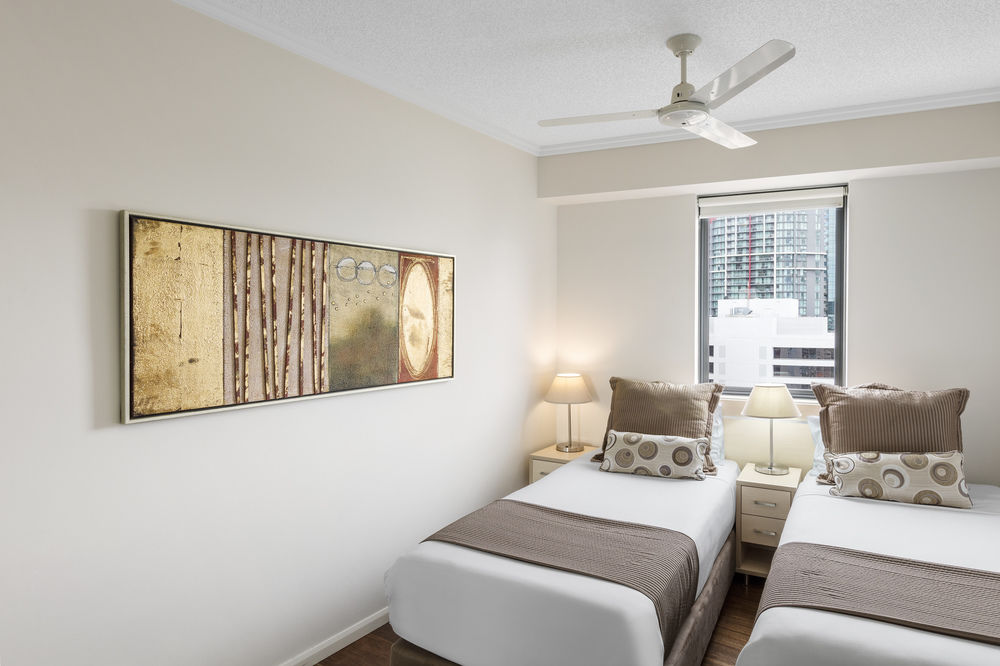 oaks brisbane on margaret suites