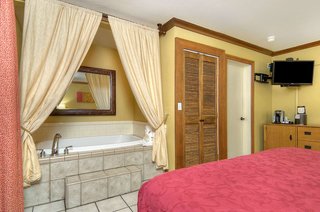 Inn Marin And Suites, Ascend Hotel Collection,San Rafael>>Novato,3 star