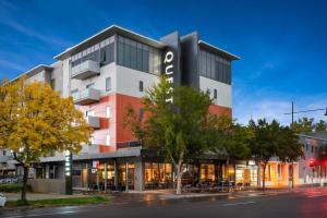 Quest Albury,South Albury>>Albury,4 star