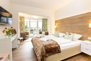 Hofhotel Krahenberg,Near Zoo Arche Noah,4 star