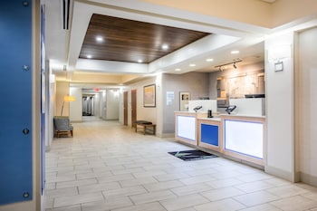 Holiday Inn Express Hotel & Suites Lewisburg By Ihg,White Sulphur Springs>>Lewisburg,3 star