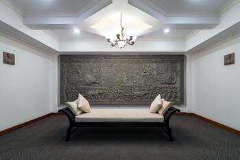 kingdom angkor hotel