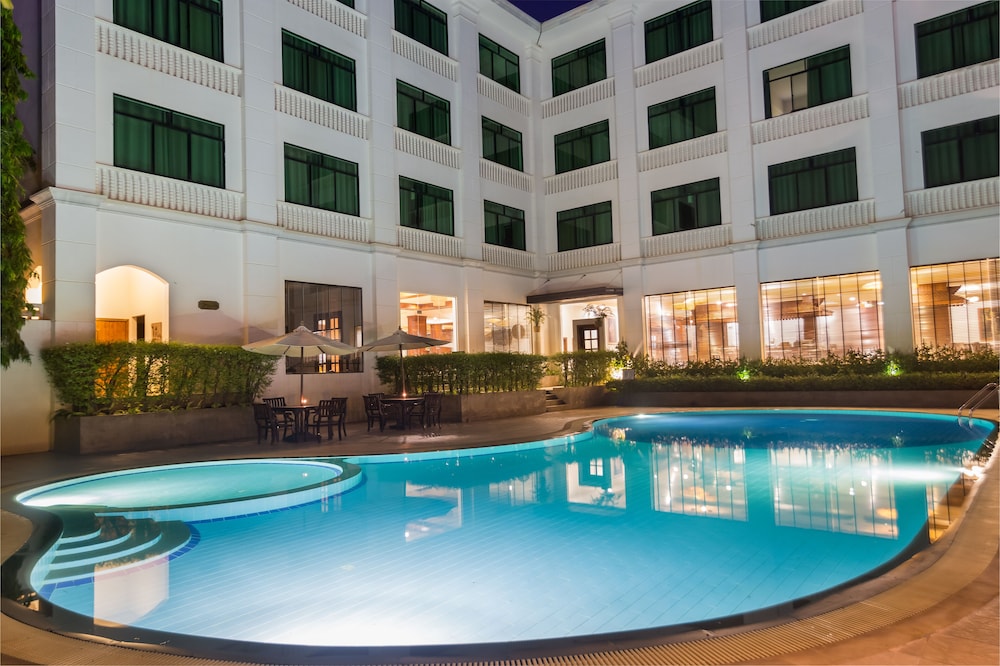 kingdom angkor hotel