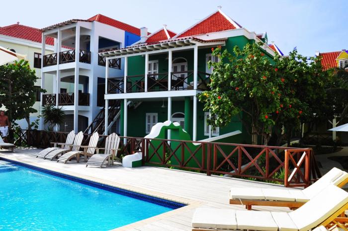 scuba lodge and ocean suites