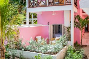 scuba lodge and ocean suites