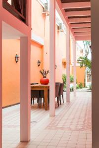 scuba lodge and ocean suites