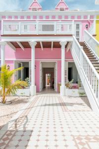 scuba lodge and ocean suites