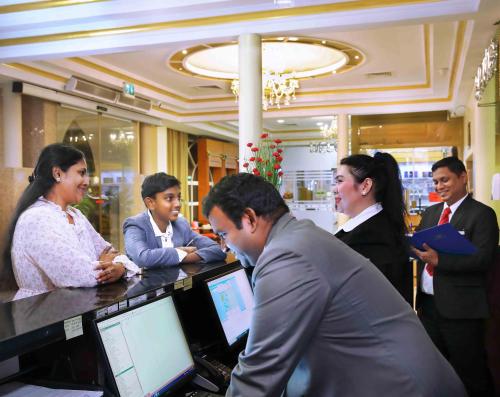 Al Seef Hotel,Sharjah>>Dubai,3 star