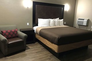 Super 8 By Wyndham Pensacola Nas Area,Pensacola Beach>>Pensacola,2 star