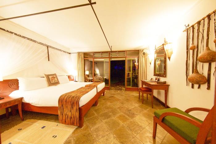 muthu keekorok lodge maasai mara narok