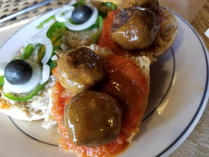 muthu keekorok lodge maasai mara narok