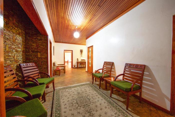 muthu keekorok lodge maasai mara narok