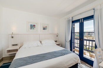 club mykonos langebaan
