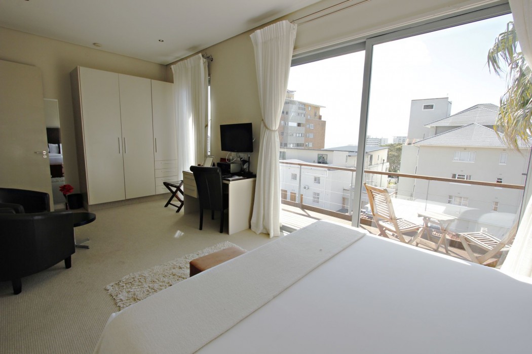 the one 8 hotel