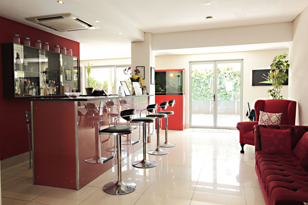 the one 8 hotel