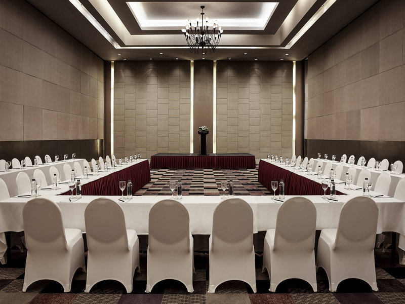pullman hanoi hotel