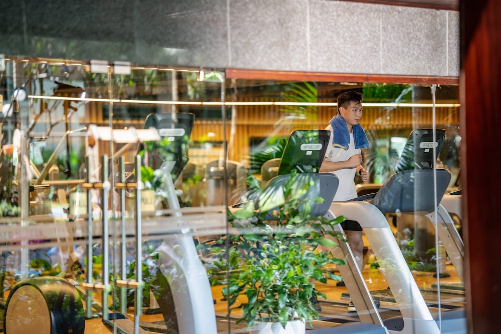 fraser suites hanoi