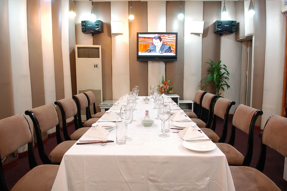 capital garden hotel