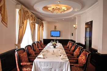 capital garden hotel