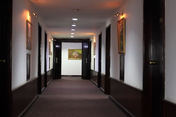 capital garden hotel