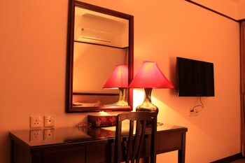 capital garden hotel