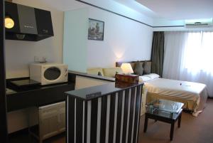 capital garden hotel