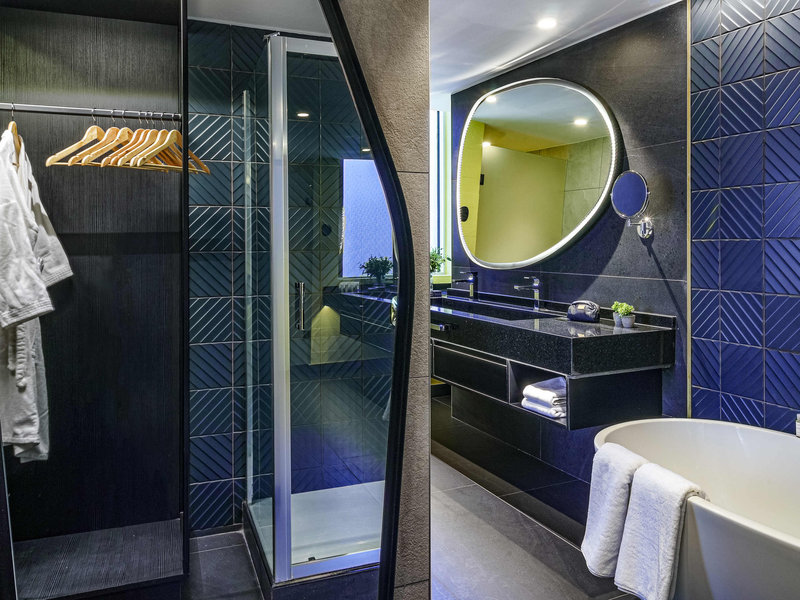 pullman santiago el bosque